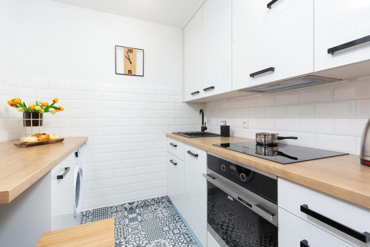 Metro Marymont Apartment By Noclegi Renters Варшава Екстер'єр фото